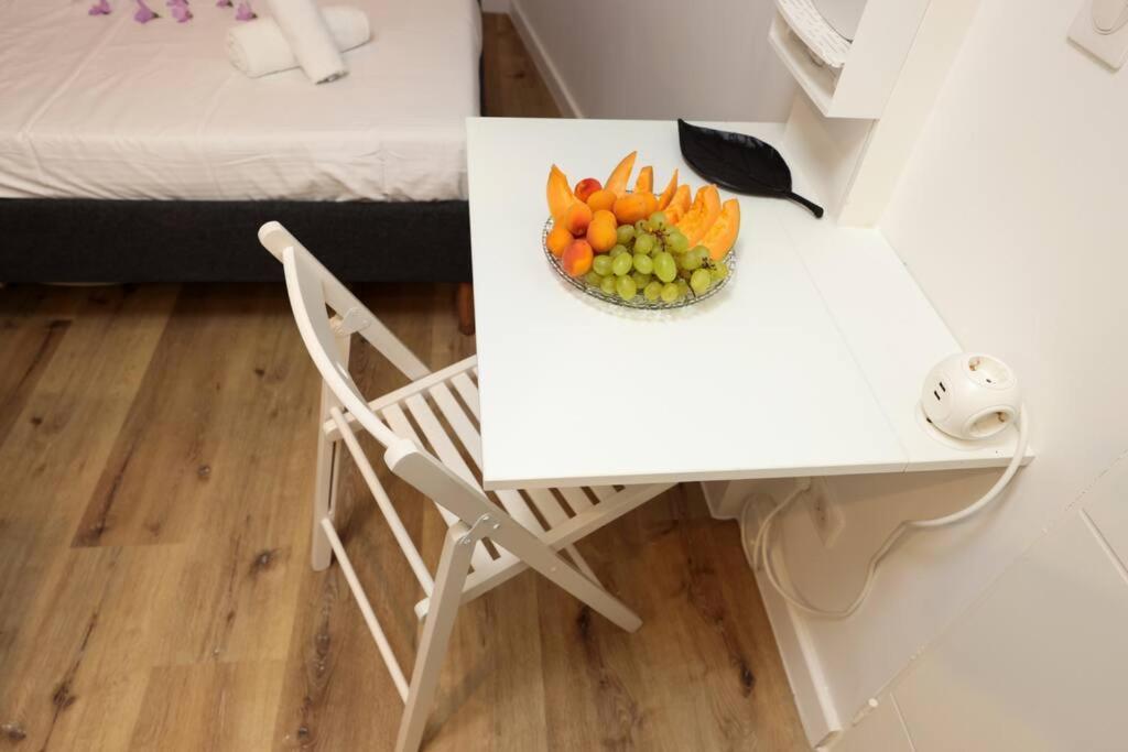 La Tour De Bohemond Apartment